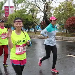 10公里处935944summer南京浦口国际女子半程马拉松照片爱燃烧