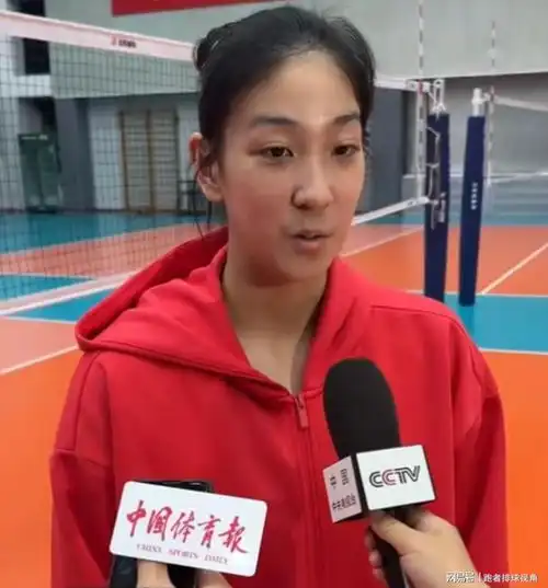 队长龚翔宇领衔,中国女排四人表态