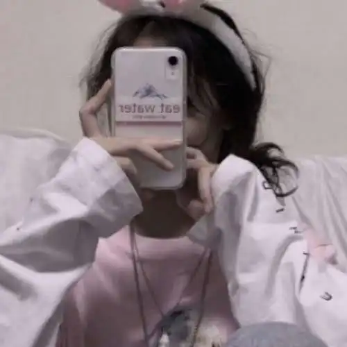 经常熬夜玩手机的女生,经常吃这3种水果,反而会越变越美