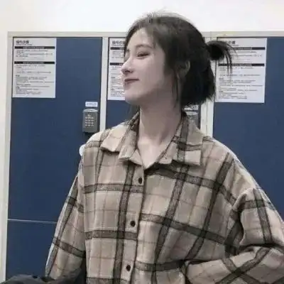 奶溶奶奶的可爱女生头像月亮坠女生头像我要个性网