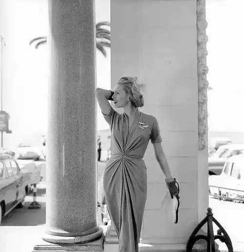 法国摄影师镜头下的50年代复古美人,优雅高贵让人心醉