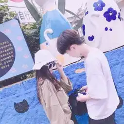 00后女生头像最新版辍学