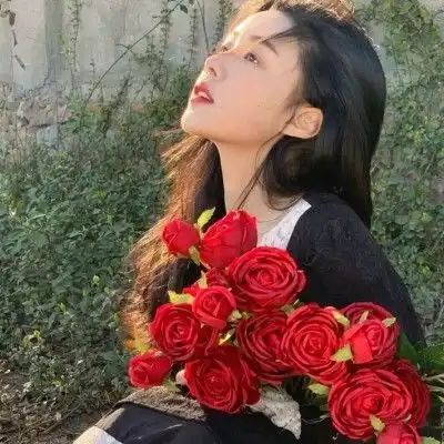ins部位女生头像