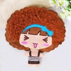 卷毛的卡通人物小女生叫什么名字