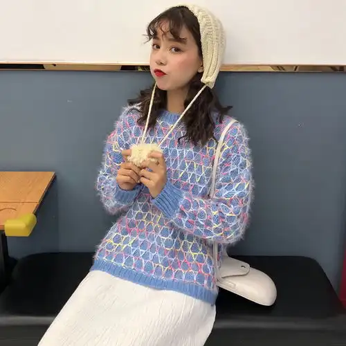 12月新出的手工毛衣火了,优雅又有女人味,美嫩的不得了