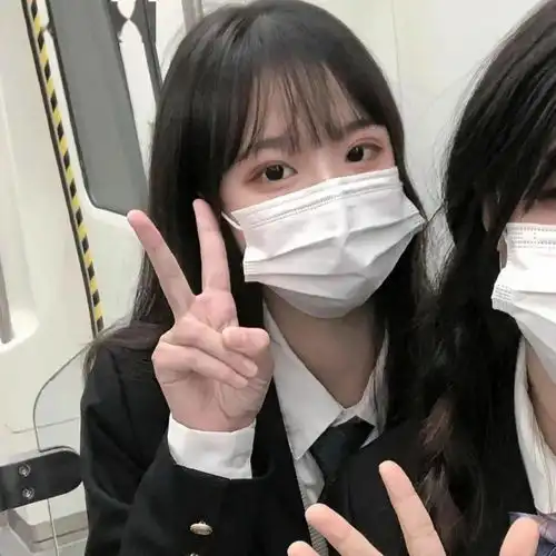 特别仙气的动漫闺蜜头像
