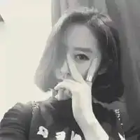 短头发女生qq头像