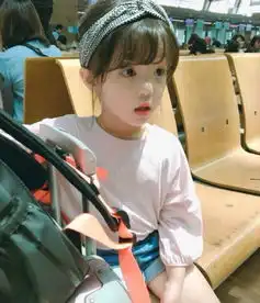 请问这个韩国小女孩叫什么名字