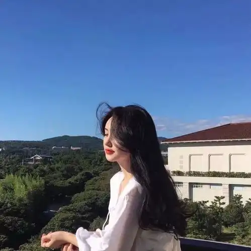美女做头像的图片情侣