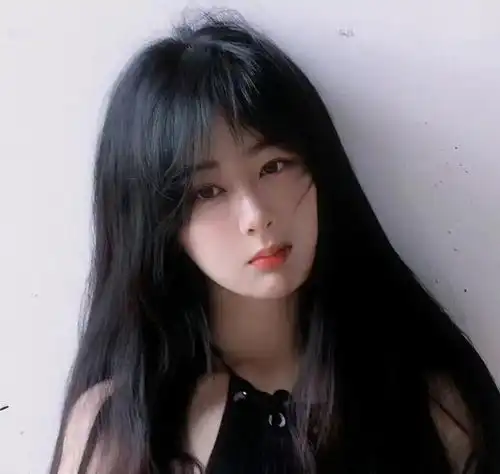 杨紫的可爱微信头像