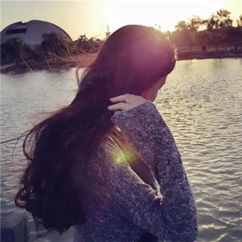 美女头像霸气侧颜小型