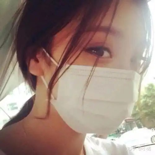 头像女霸气戴帽子口罩隔