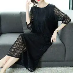 夏季黑色蕾丝裙
