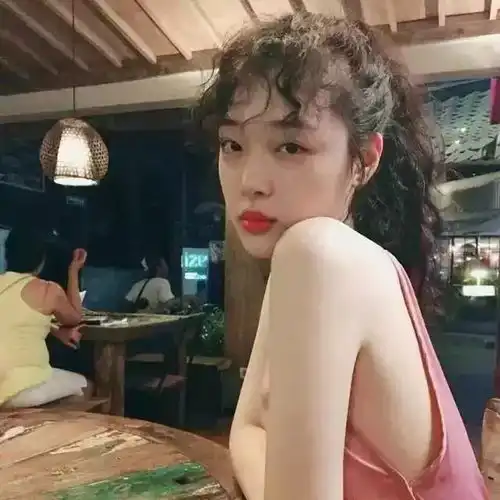 嬉皮士卷席卷初秋,可爱女生必备