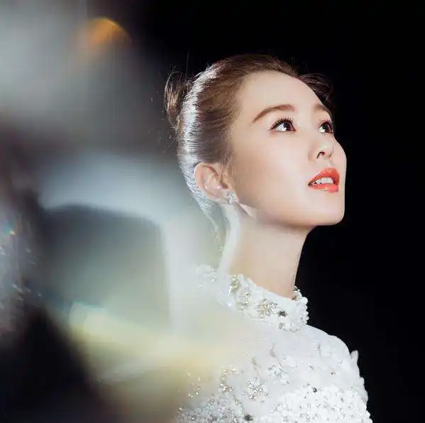 高清图片女生头像图片刘