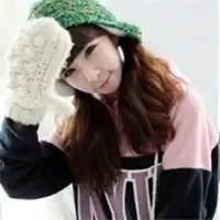 我要好多像恩典,张依依一样的网络红人的照片做头像,越多越好喔