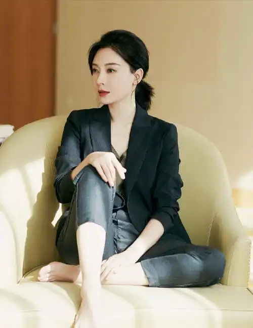 陈数第6525期潮流写真分享