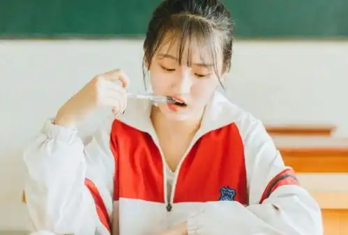 初中老师很讨厌这样的女生,和学习成绩无关,希望你不在其中