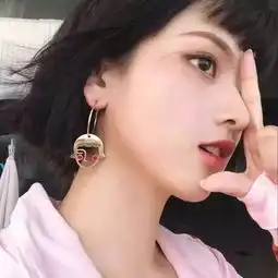 女生头像愿笑容不刻意