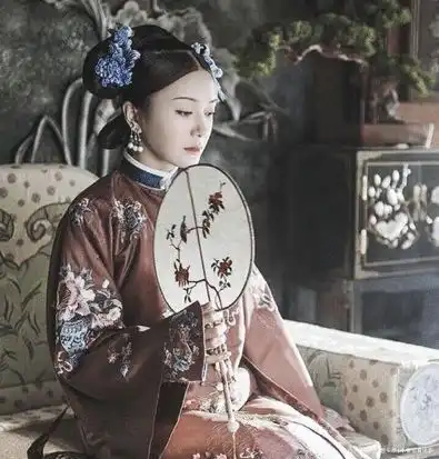 演过皇后的五位女星董洁最无气质她仅靠坐姿就已母仪天下