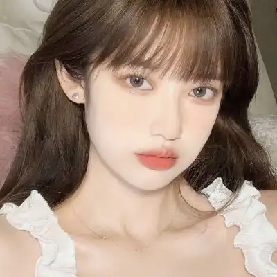 不像网图的女生真人头像