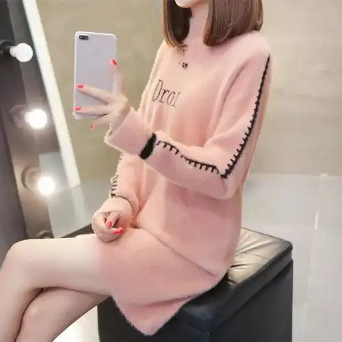 女生在冬日里怎么穿,吸引别人的注意力,那就是一双大长腿啦