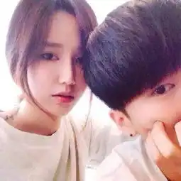 求大神配图配张情侣头像