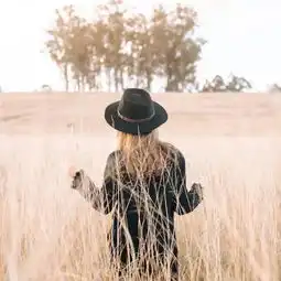 女汉子这样拍照会更美