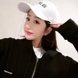 女生头像不惧将来