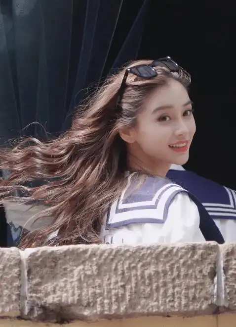 跑男杀青嘉宾集体晒合影,有谁留意baby的站位地位如何一目了然