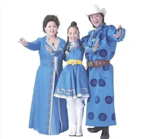 超清超萌小女孩头像吉祥