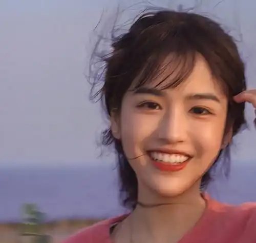 近百张超甜美真人女生头像,你身边小仙女用过没
