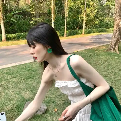 女生头像我欲见你,何惧一两个春秋