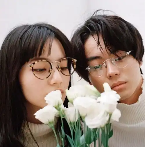 菅田将晖与小松菜奈同居结婚的真相解析