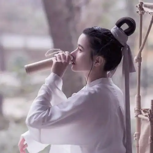 这是一组特别有感觉的古风真人女生头像呀
