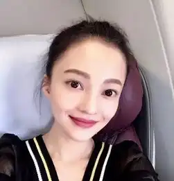 张韶涵这位闲不住的铁娘子唱功惊人,而颜值逆生长的她长睫毛大眼睛依旧电力十足