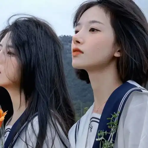 闺蜜头像二人沙雕丨闺蜜头像可爱两人两张挨在一起0726期