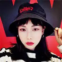 戴渔夫帽女生头像微信头像图片大全