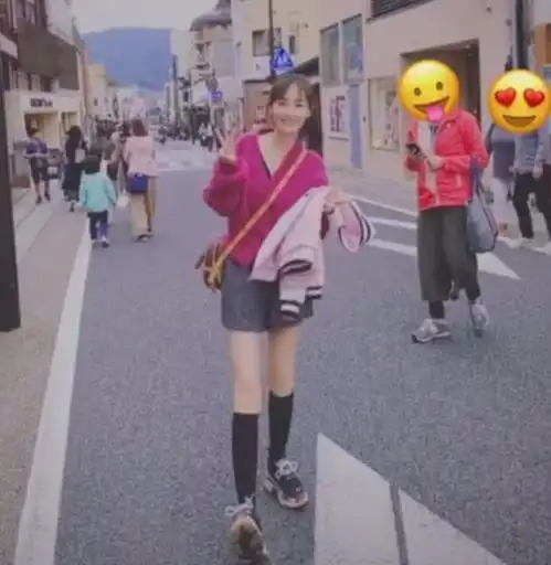 粉色唯美女生伤感头像街拍