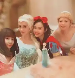 babycos冰雪女王美艳动人,春日少女感从美甲开始