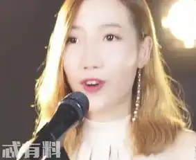 抖音女生粤语版风的季节是谁唱的kie音乐背景资料是什么