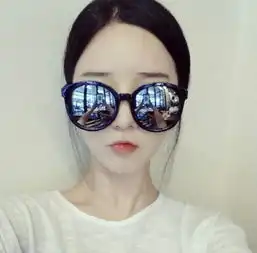 qq个性美女头像仔细的想一想,人之生来好像就背负了一个负重的