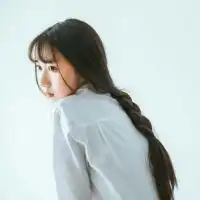 女生头像侧脸温柔萧亚轩