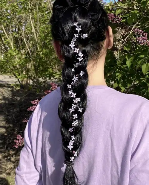 半藏森林算什么ins最近爆火的不穿bra自拍才是真正的纯欲风