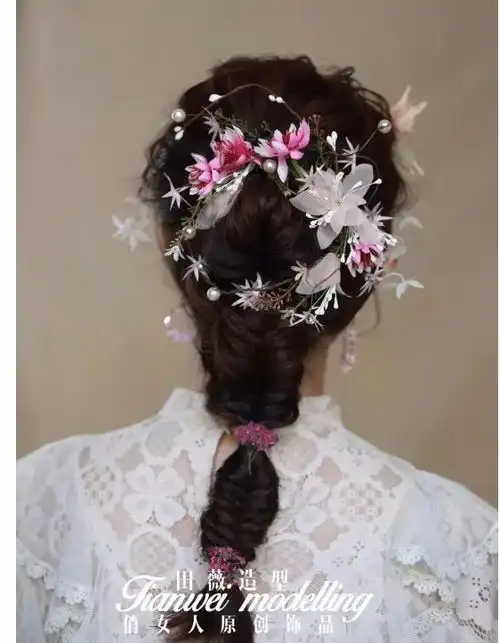 35款气质优雅的盘发,展现你最迷人的背影