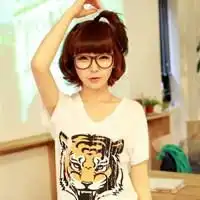 谁给我一些好看的女生扣扣头像