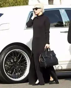 欧美头像女背着包姚晨