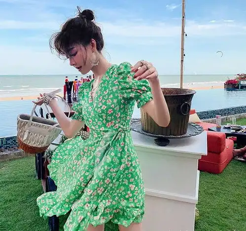 小个子女生如何变女神5款会被嫉妒的连衣裙你必须有,真美