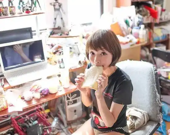 二次元宅女生活探秘在家她们都这么穿