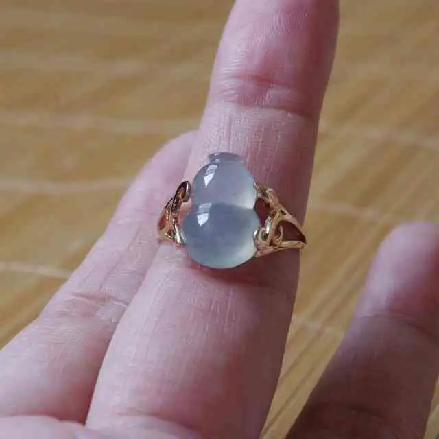 翡翠戒指品种大全及价格,款式多样,尽在眼前